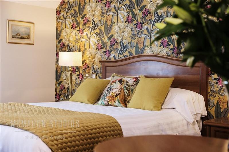 Corbett Court Hotel เฟอร์มอย ภายนอก รูปภาพ