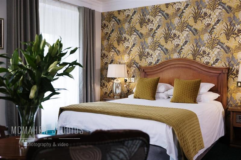 Corbett Court Hotel เฟอร์มอย ภายนอก รูปภาพ